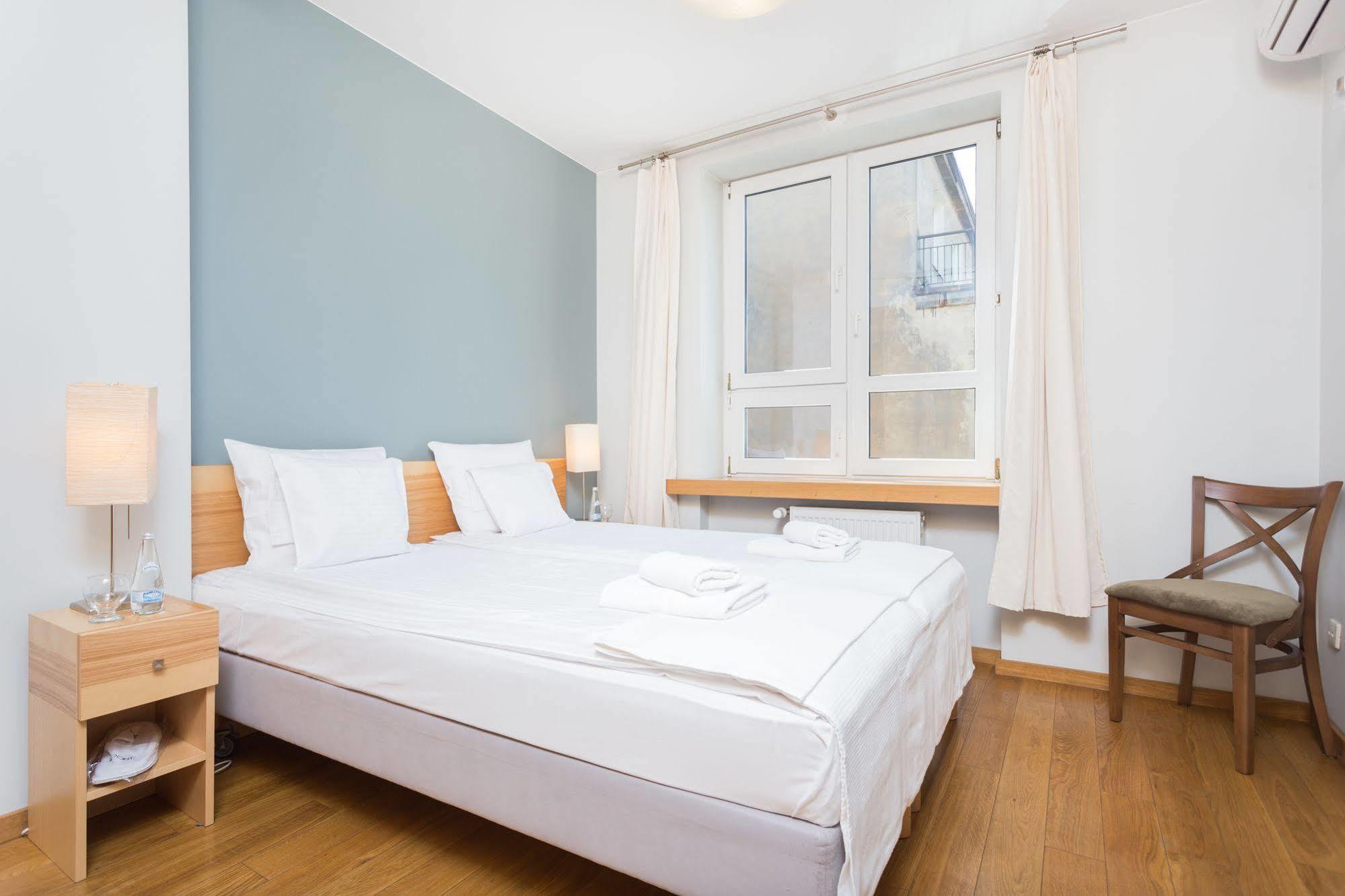 Inpoint Old Town Szeroka Apartments Cracovie Extérieur photo